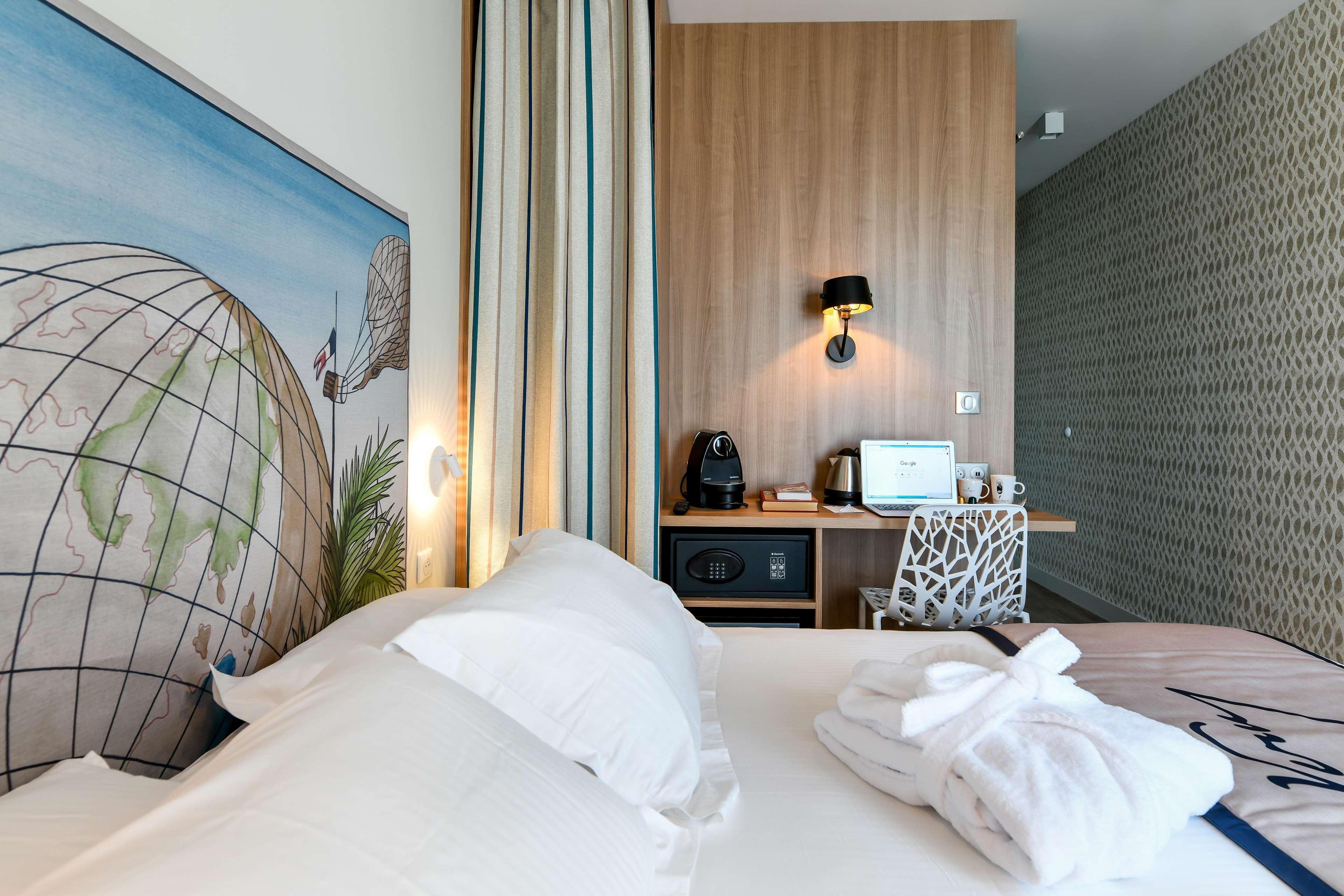 Hotel Jules Verne Биариц Екстериор снимка