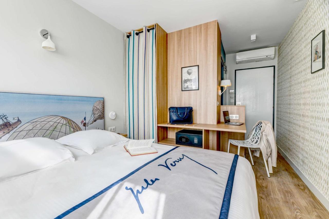 Hotel Jules Verne Биариц Екстериор снимка